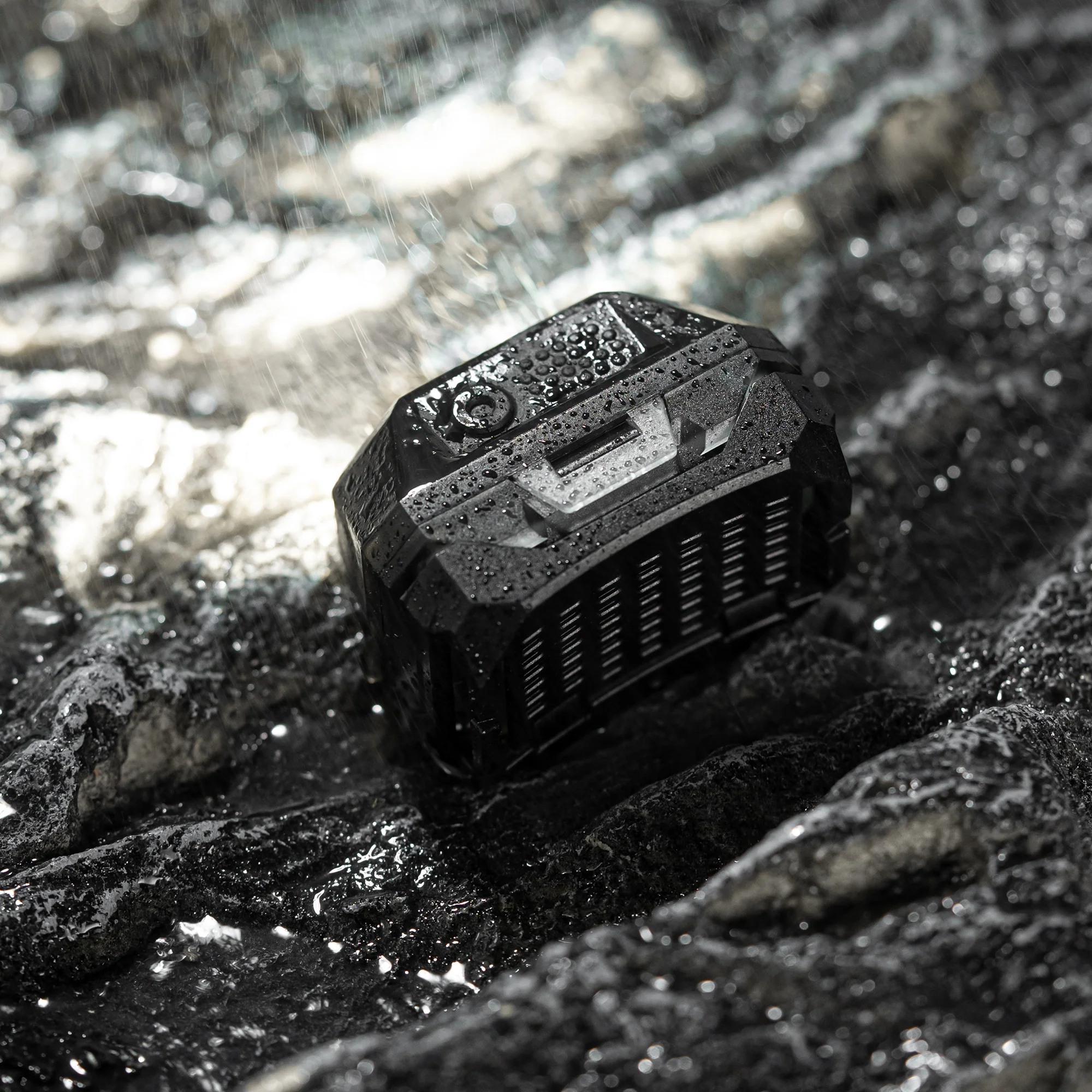 Wuben H4 Multi-function Lighting Headlight - Image 17