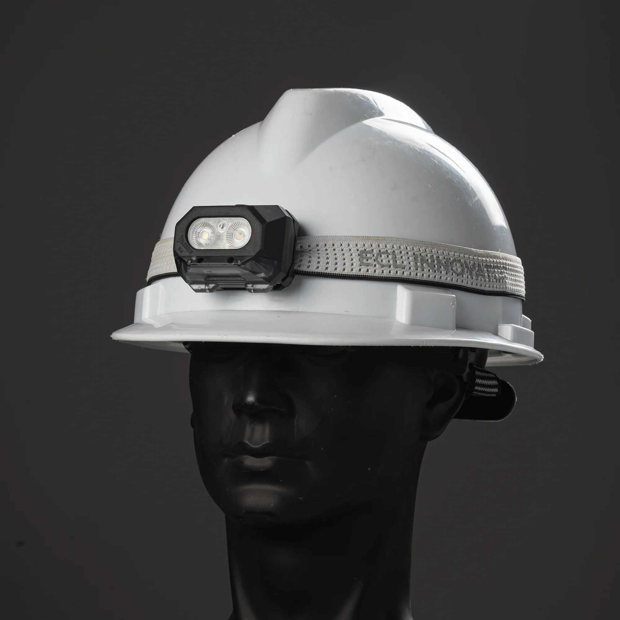 Wuben H4 Multi-function Lighting Headlight - Image 18