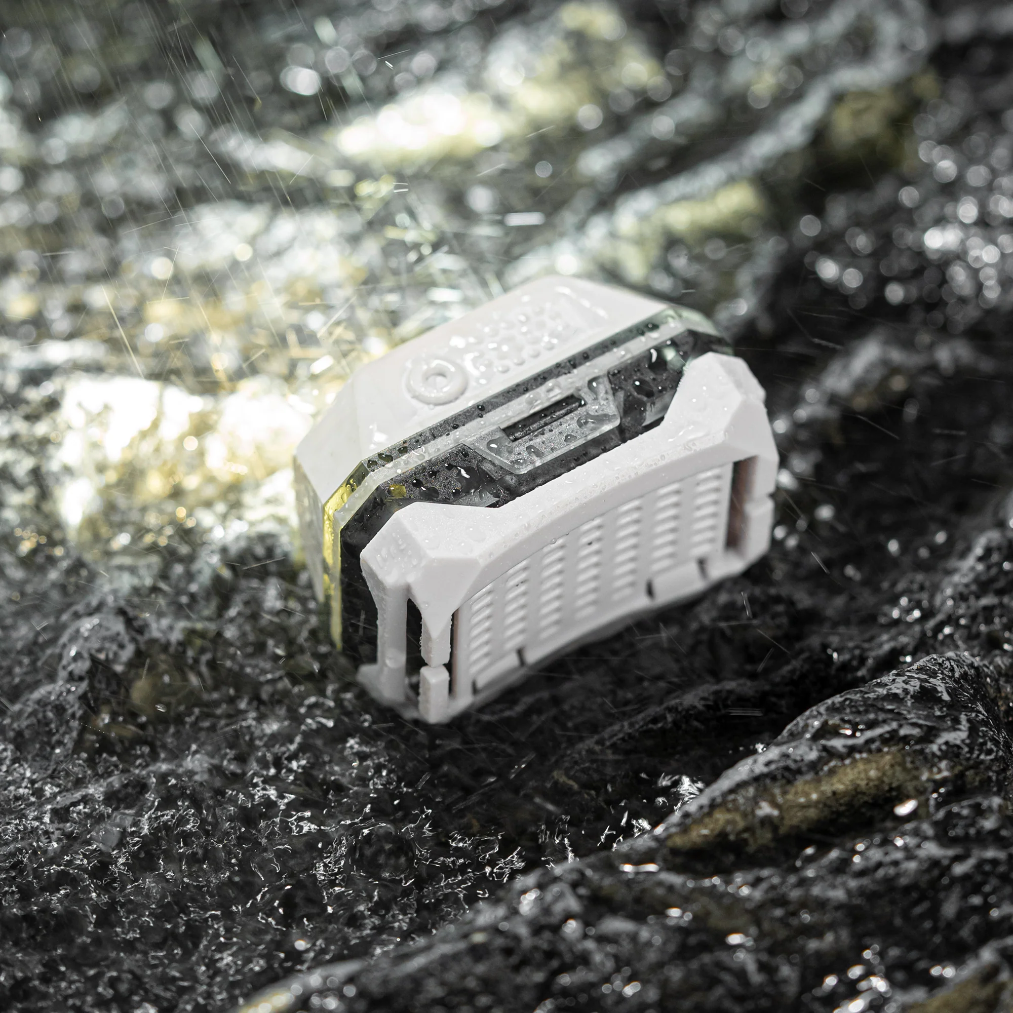 Wuben H4 Multi-function Lighting Headlight - Image 28