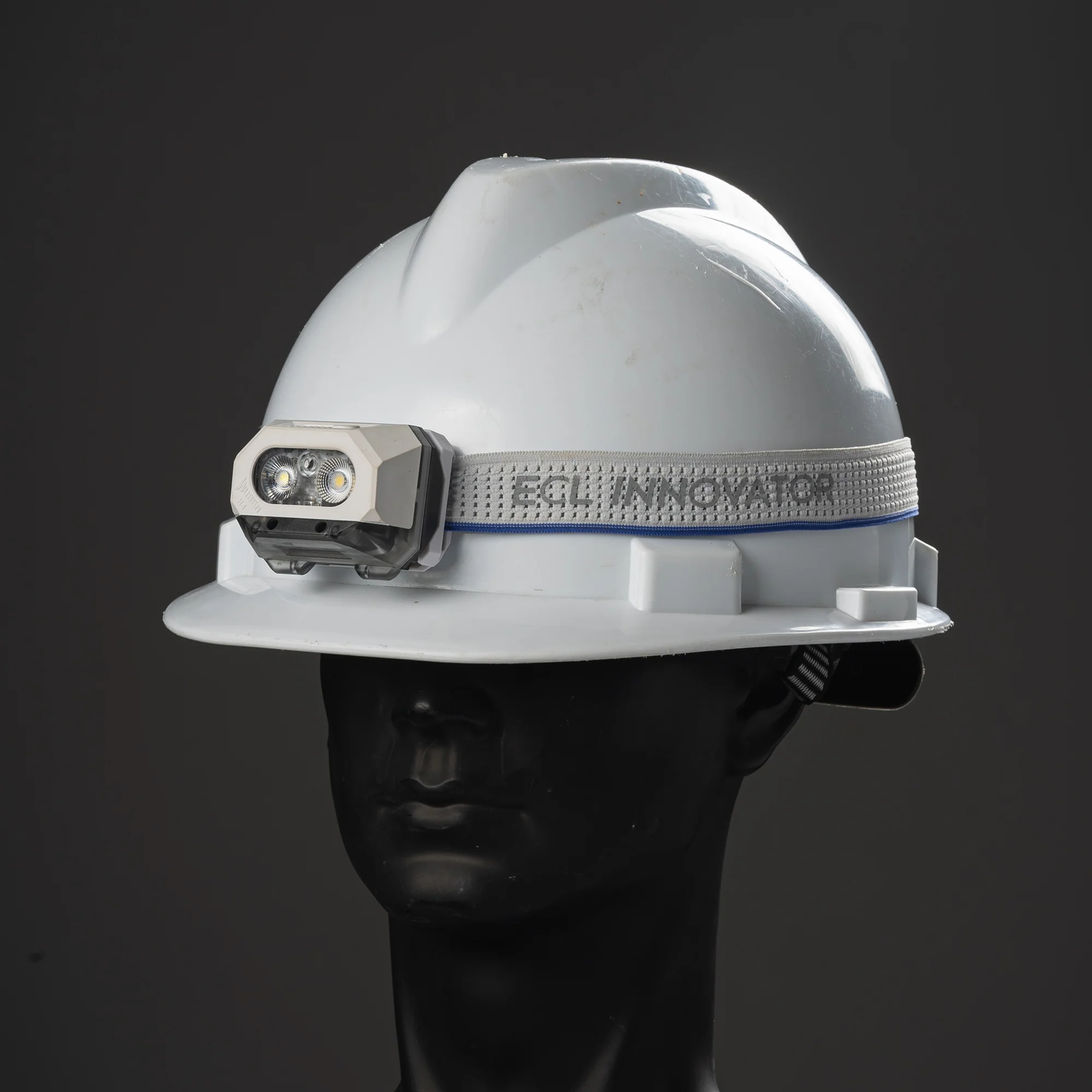 Wuben H4 Multi-function Lighting Headlight - Image 29